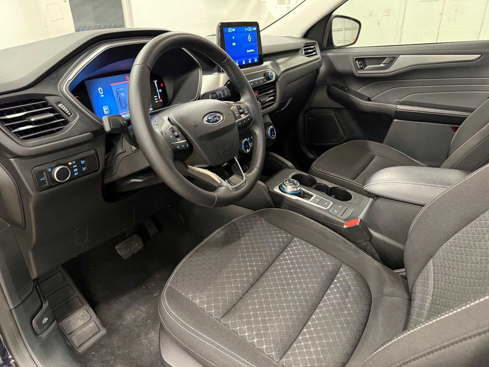 Used 2023 Black Ford Active image 14