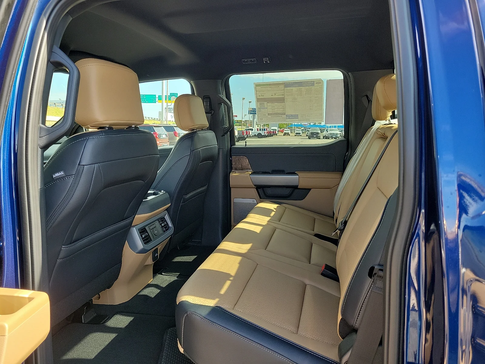 New 2027 Neptune Blue Ford F-250&reg; Lariat&reg; image 9