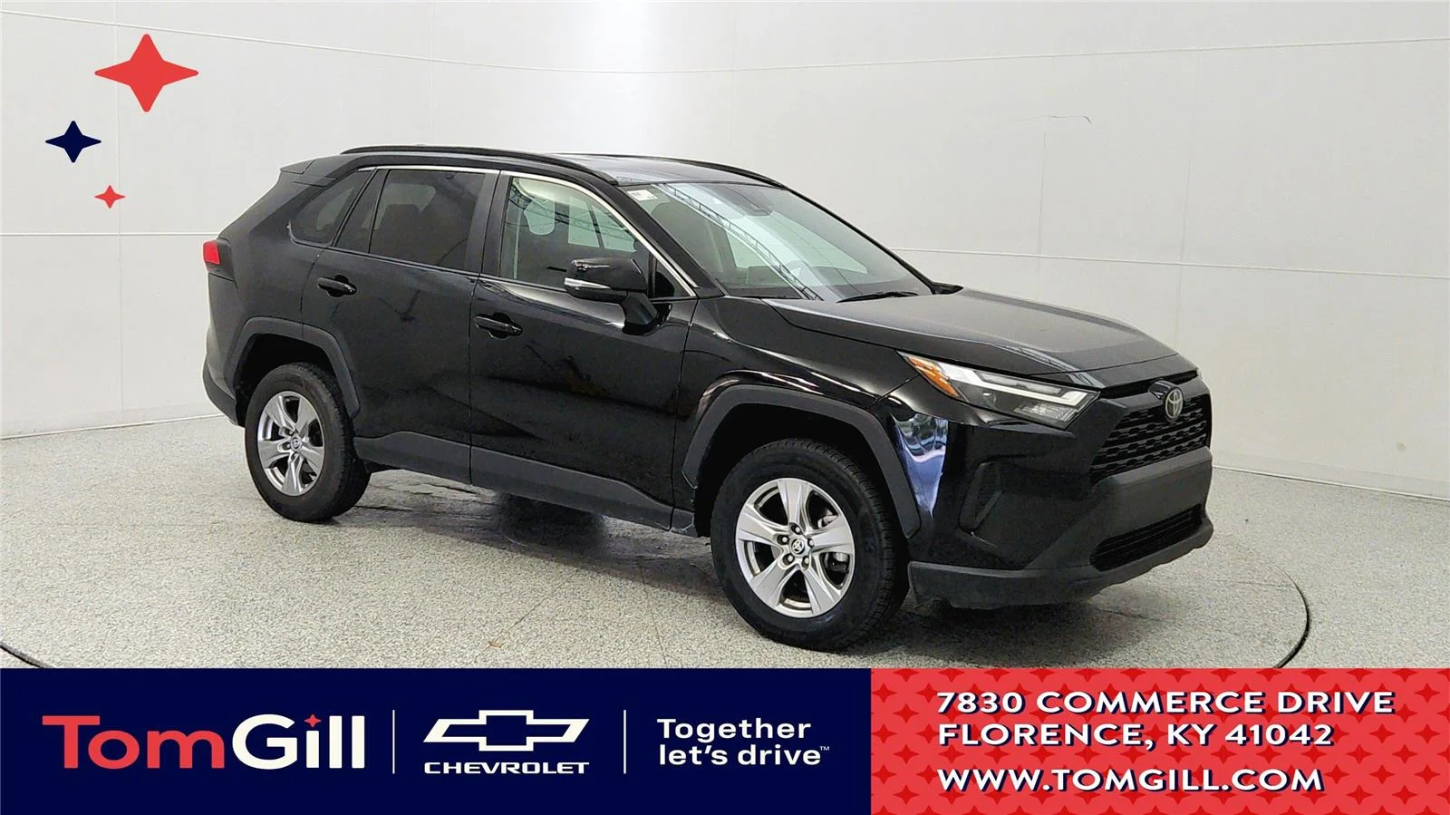 2024 Toyota RAV4 XLE FWD's photo