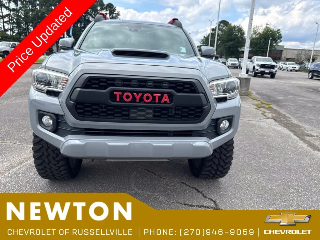 Used 2021  Toyota TRD Sport image 18