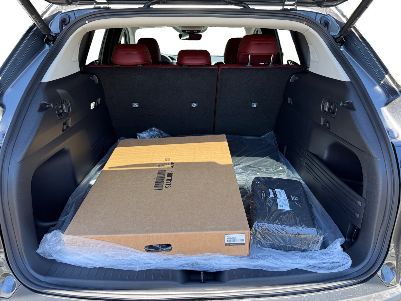 New 2026 Machine Gray Metallic Mazda Premium image 17