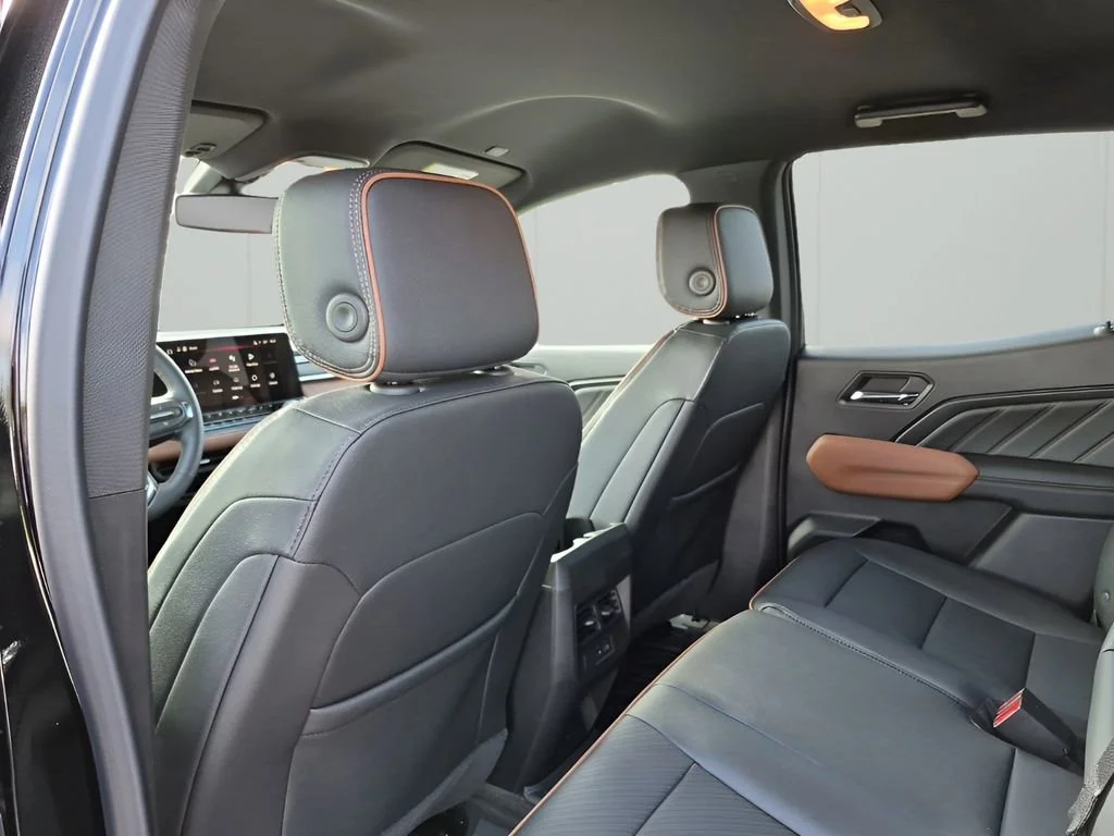 New 2026 Onyx Black GMC AT4 image 21