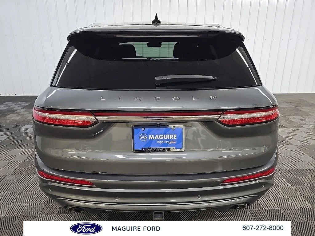 Used 2022 Gray Metallic Lincoln Reserve image 14