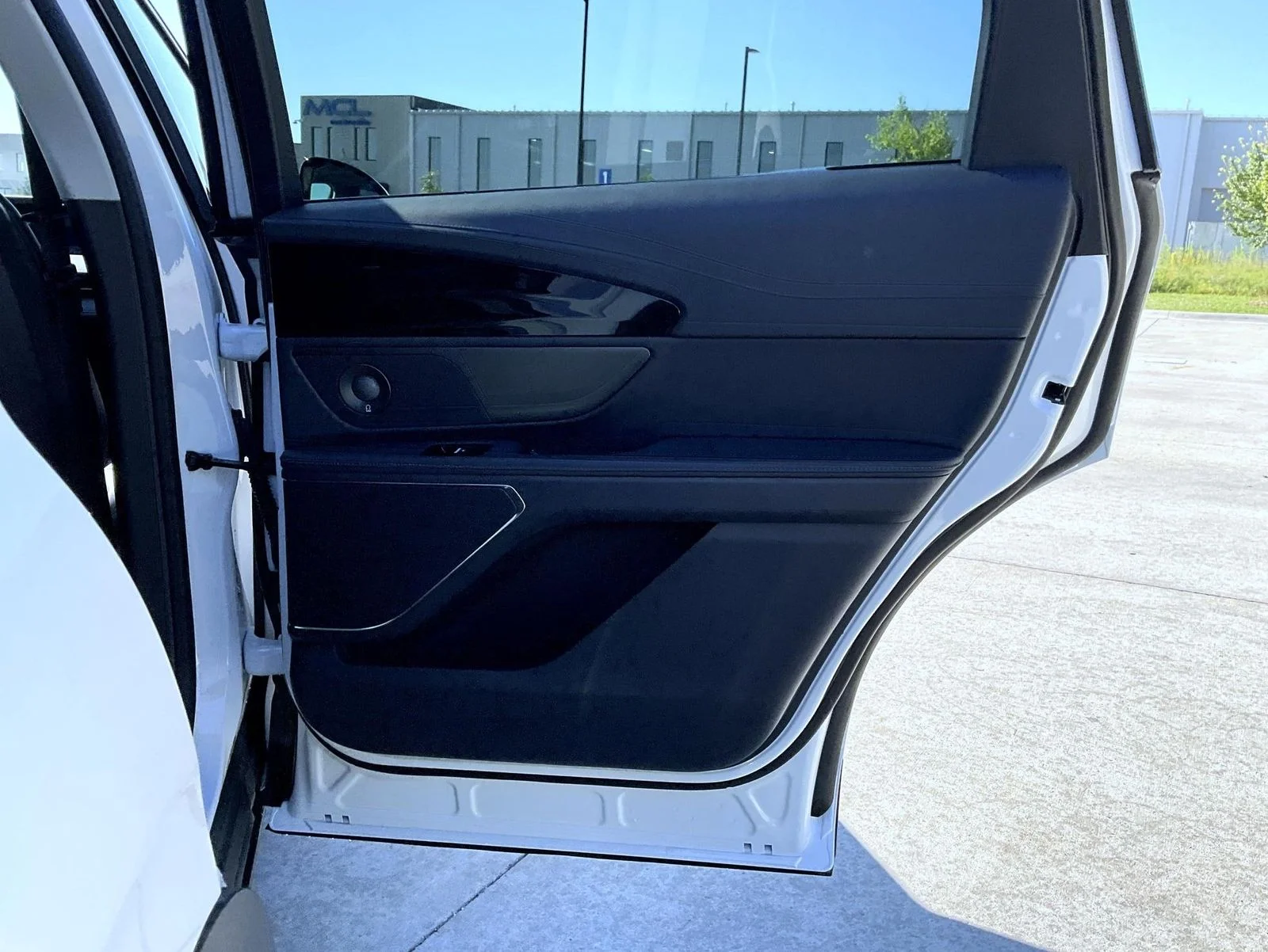New 2026 White Lincoln Premiere image 21