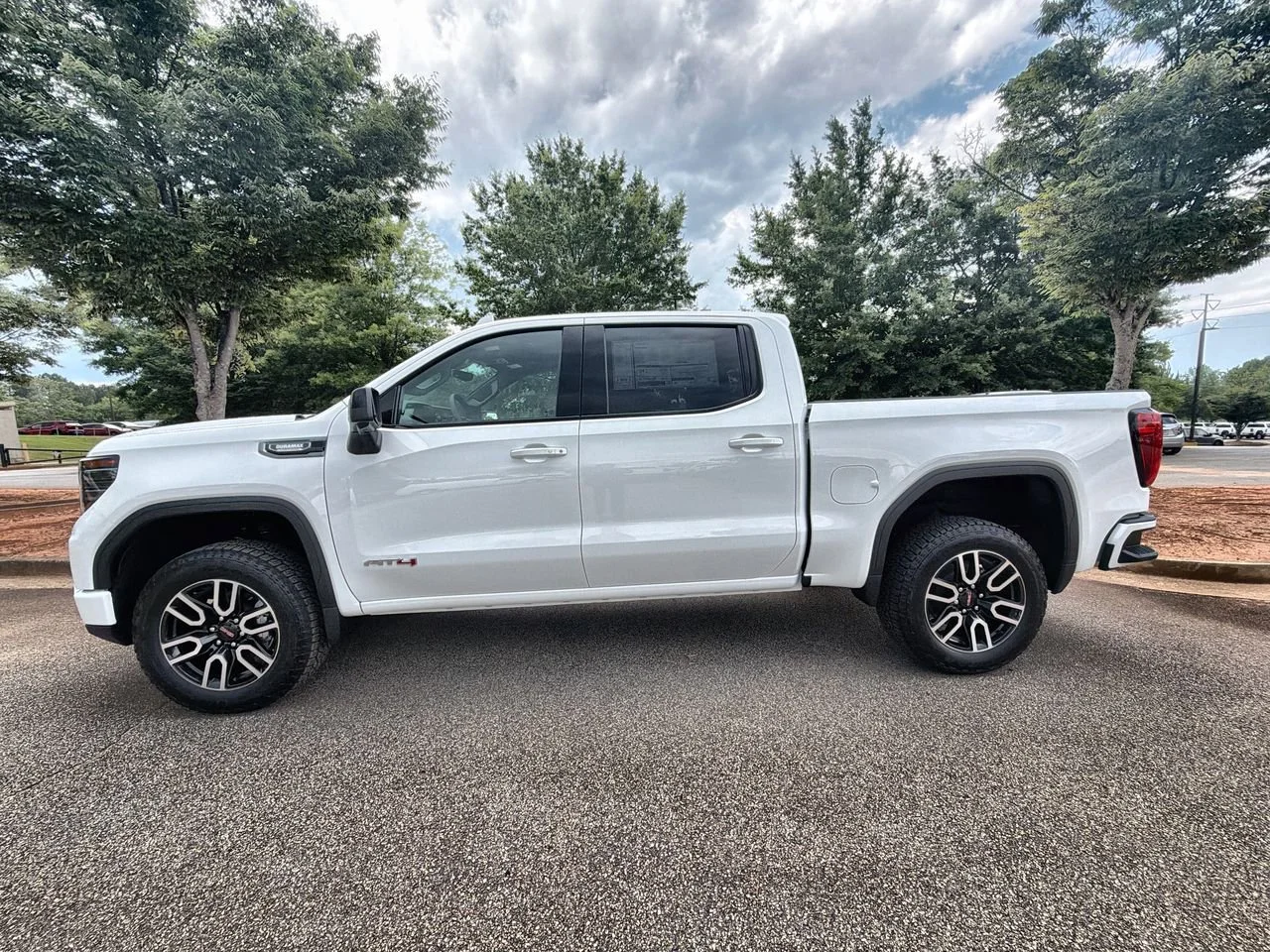 New 2026 Summit White GMC AT4 image 5