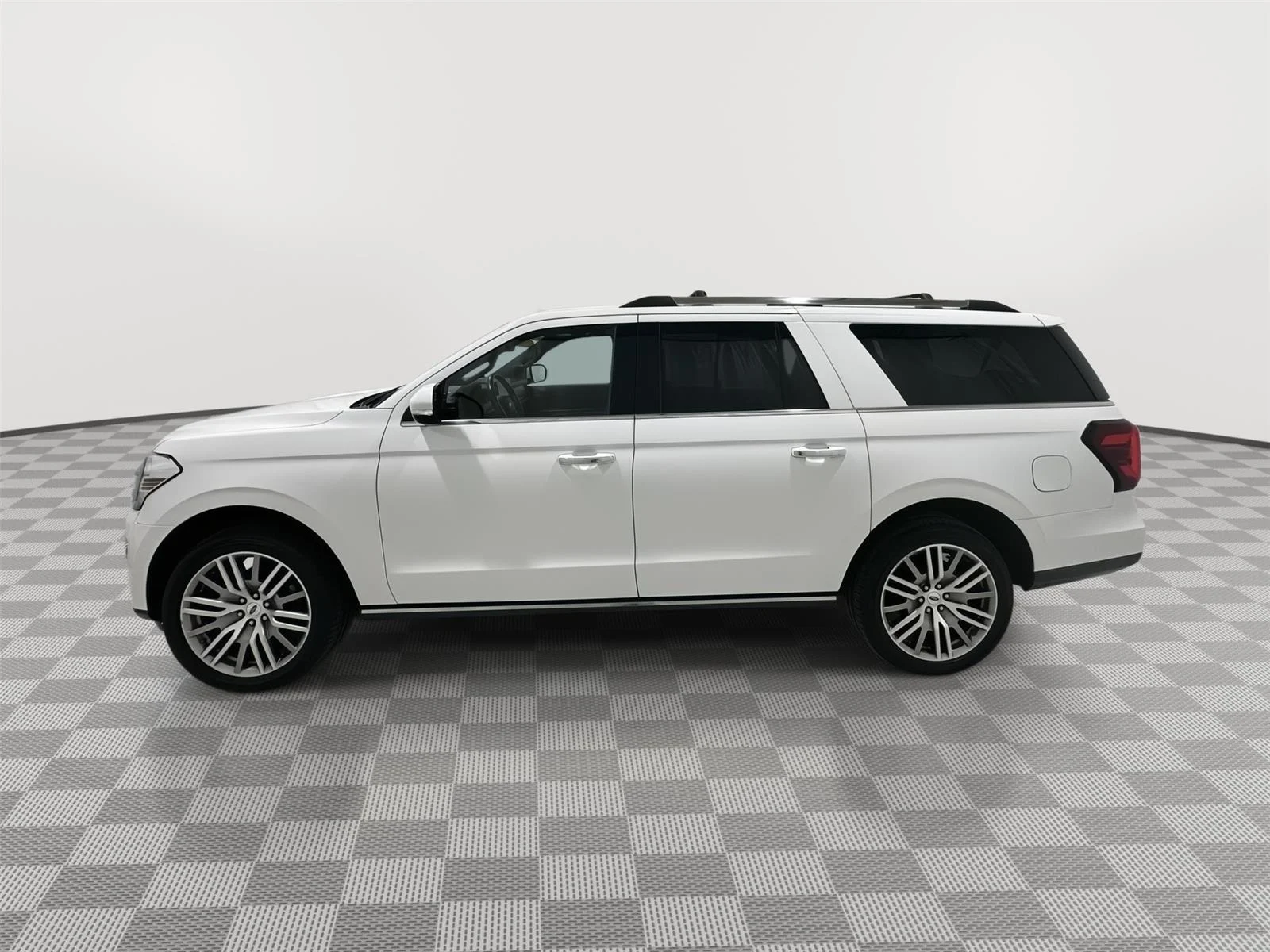 Used 2024 Ford Expedition Limited with VIN 1FMJK2A89REA12755 for sale in Alexandria, Minnesota