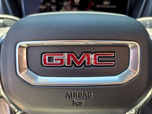 Used 2025 White GMC Elevation image 33