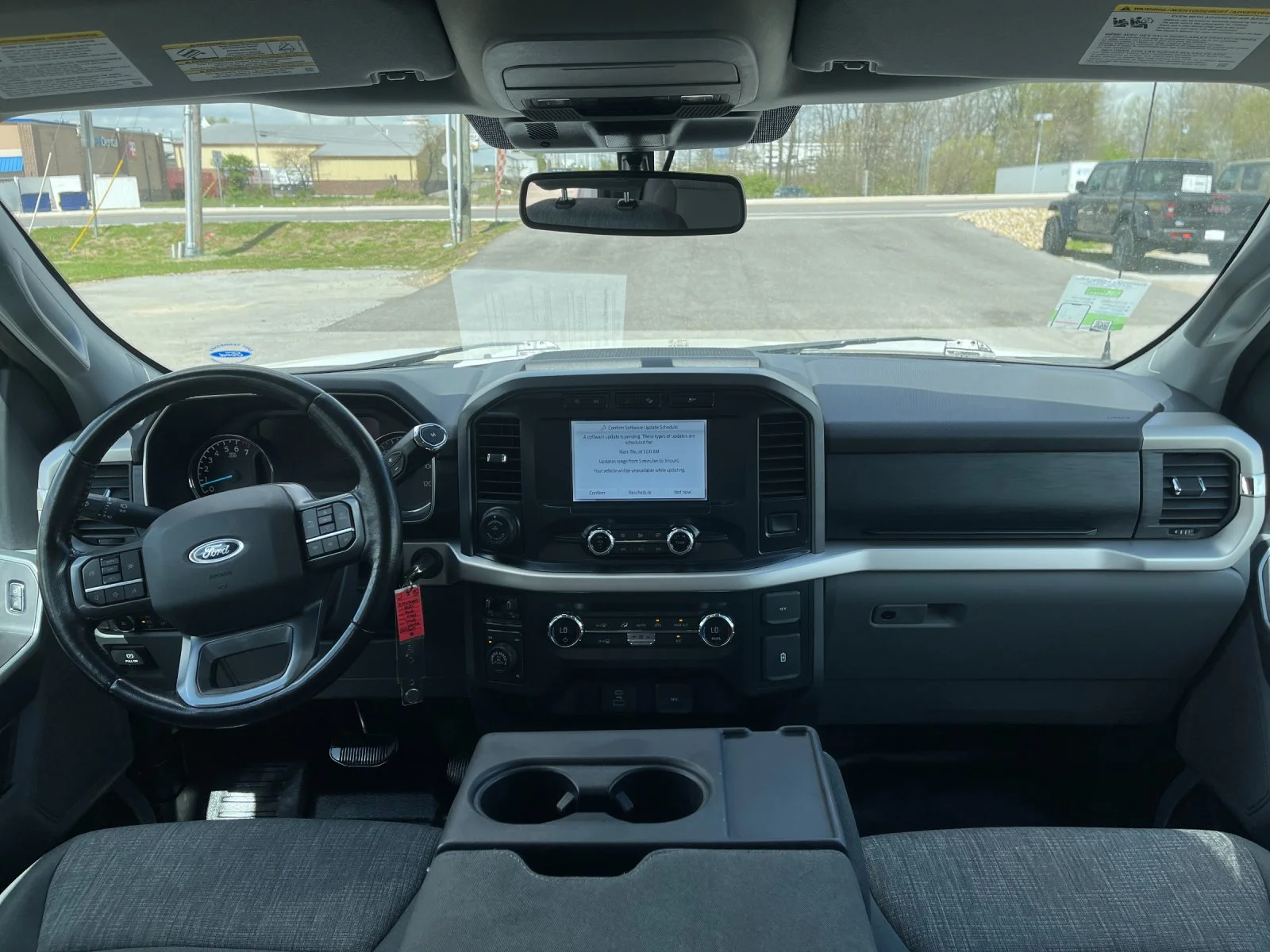 Used 2021 White Ford XLT image 15