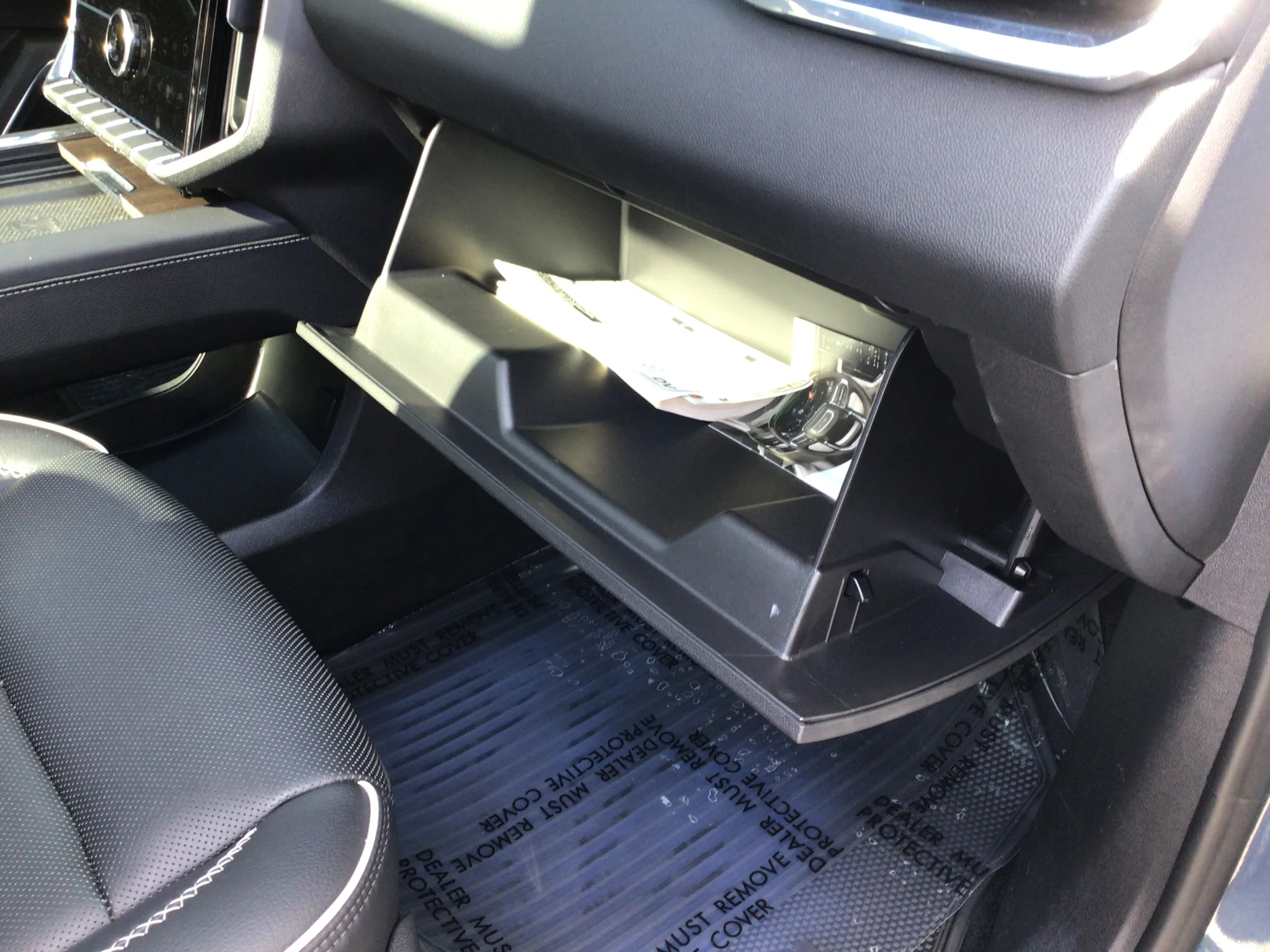 Used 2025 Downpour Metallic GMC Denali image 19
