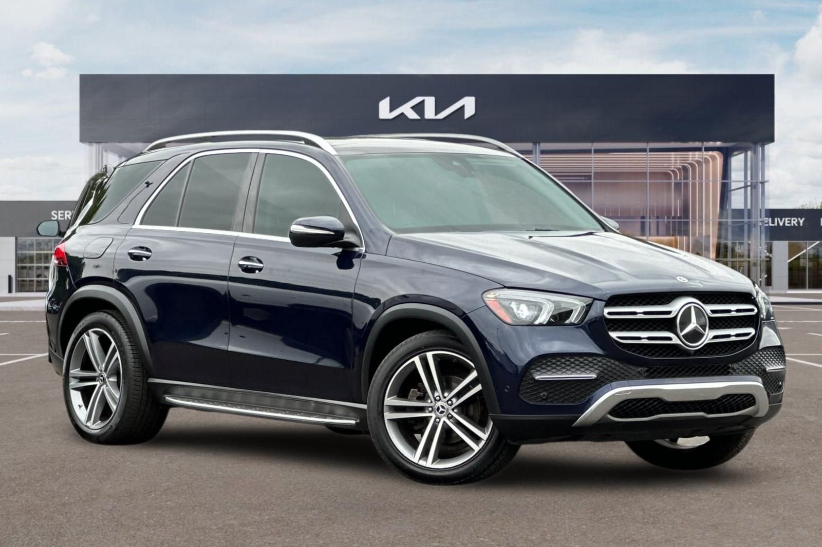 Used 2022  Mercedes-Benz GLE 350 image 2