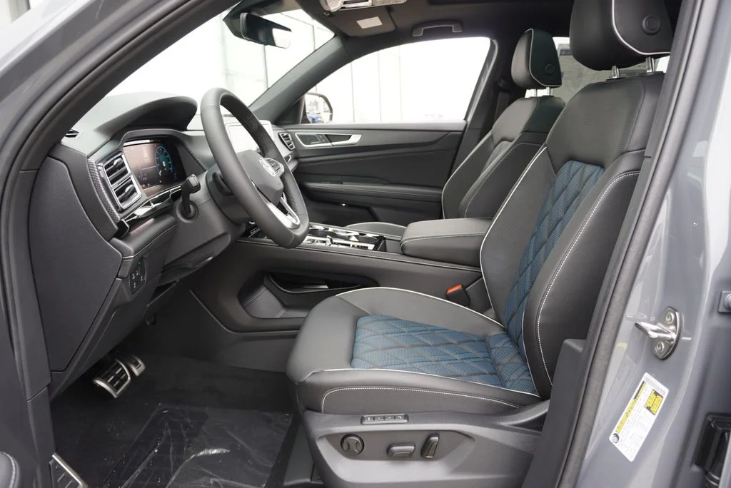 New 2026 Gray Volkswagen 2.0T SEL Premium R-Line image 10