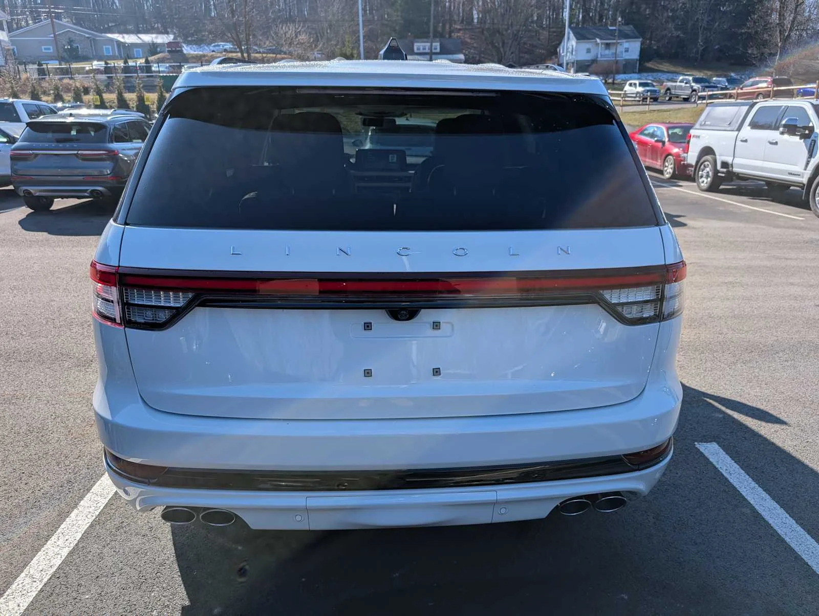 New 2026 Pristine White Metallic Tri-Coat Lincoln Premiere image 8