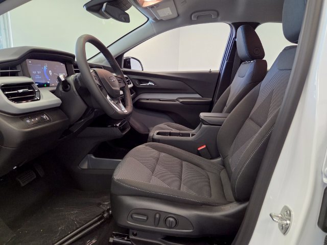 2027 Chevrolet Bolt LT - Photo 11