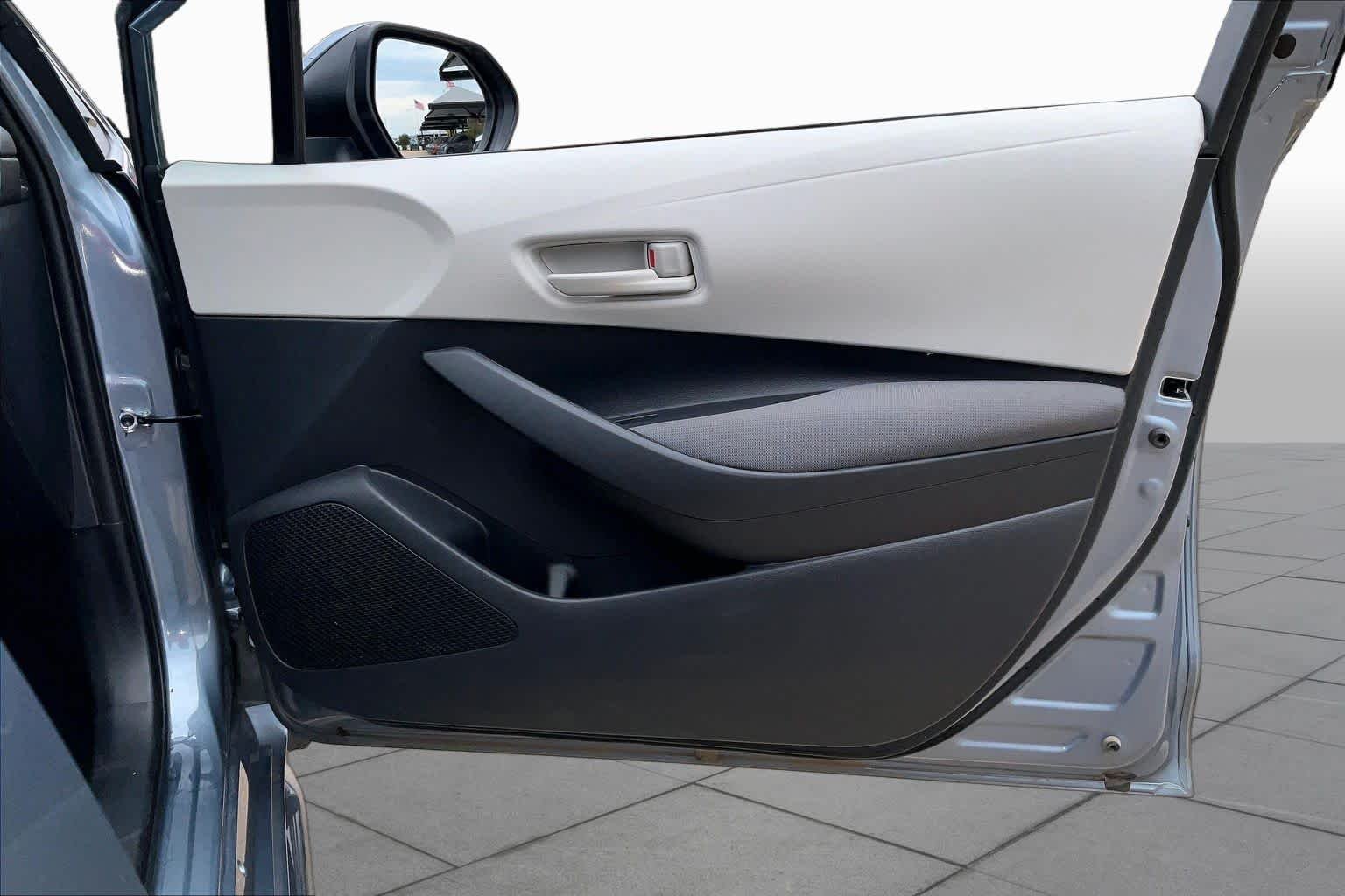Used 2023 Celestite Toyota LE image 24