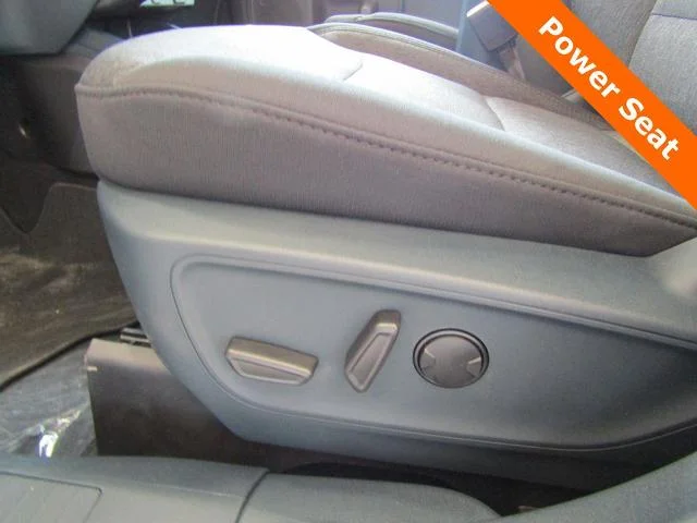 New 2026 Carbonized Gray Metallic Ford XLT image 36