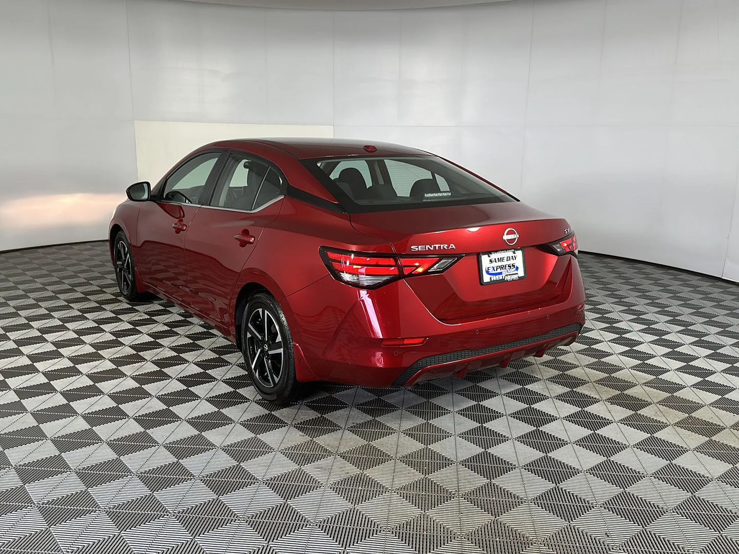 Used 2024 Scarlet Ember Tintcoat Nissan SV image 4