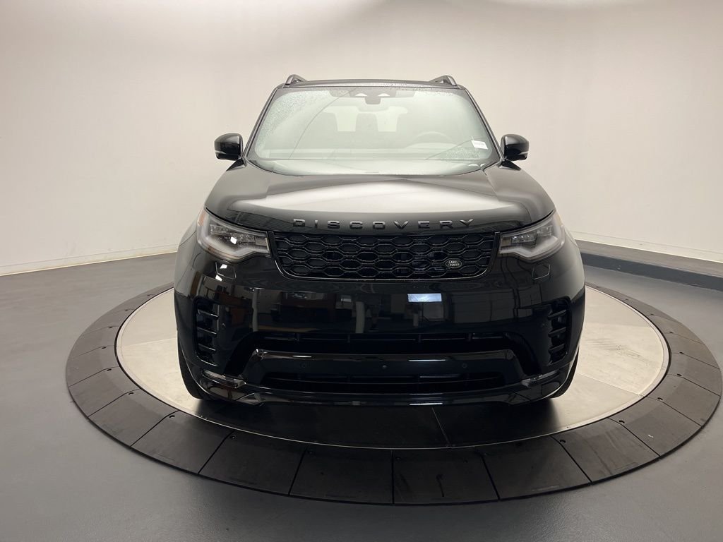 Certified Used 2025 Santorini Black Metallic Land Rover Dynamic SE image 8