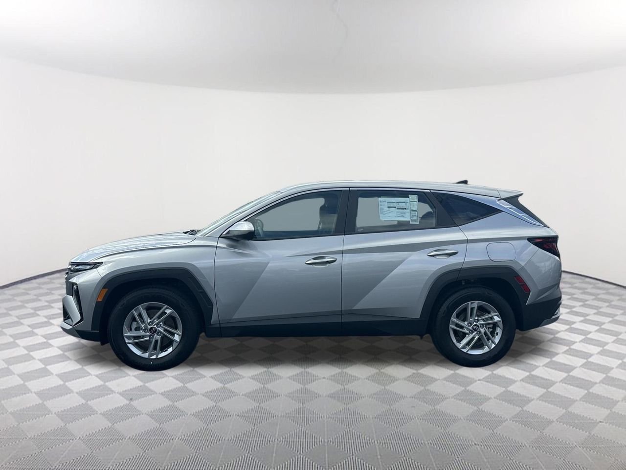 New 2026 Shimmering Silver Hyundai SE image 8