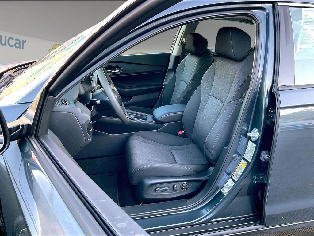 Used 2024 Gray Honda EX image 10