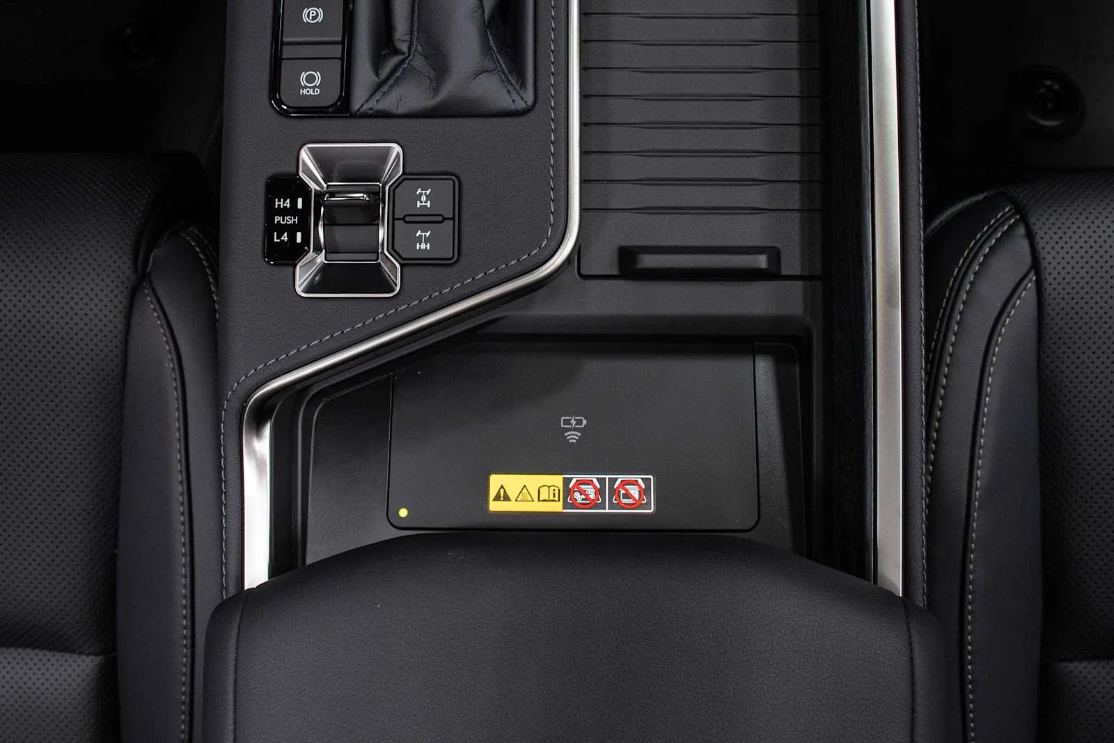 Certified Used 2026 INCOGNITO (1L8) / BLACK ( Lexus Overtrail+ image 24