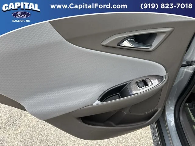 Used 2024 Gray Chevrolet LT image 17