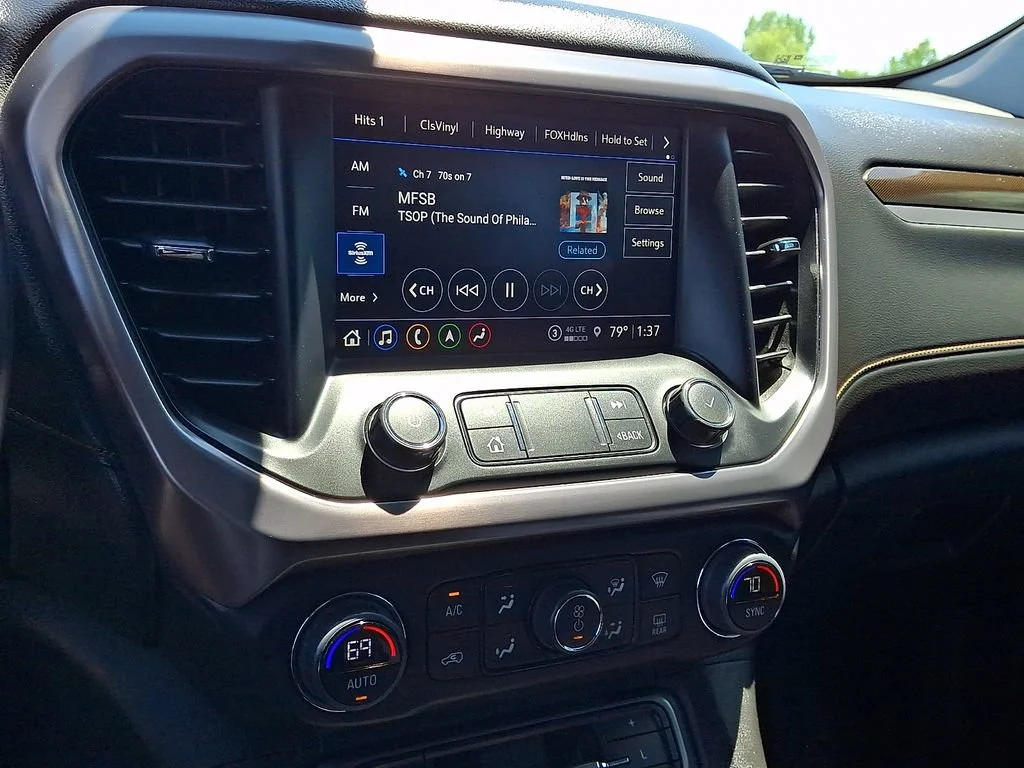 Used 2021 EBONY TWILIGHT METALLIC GMC AT4 image 24