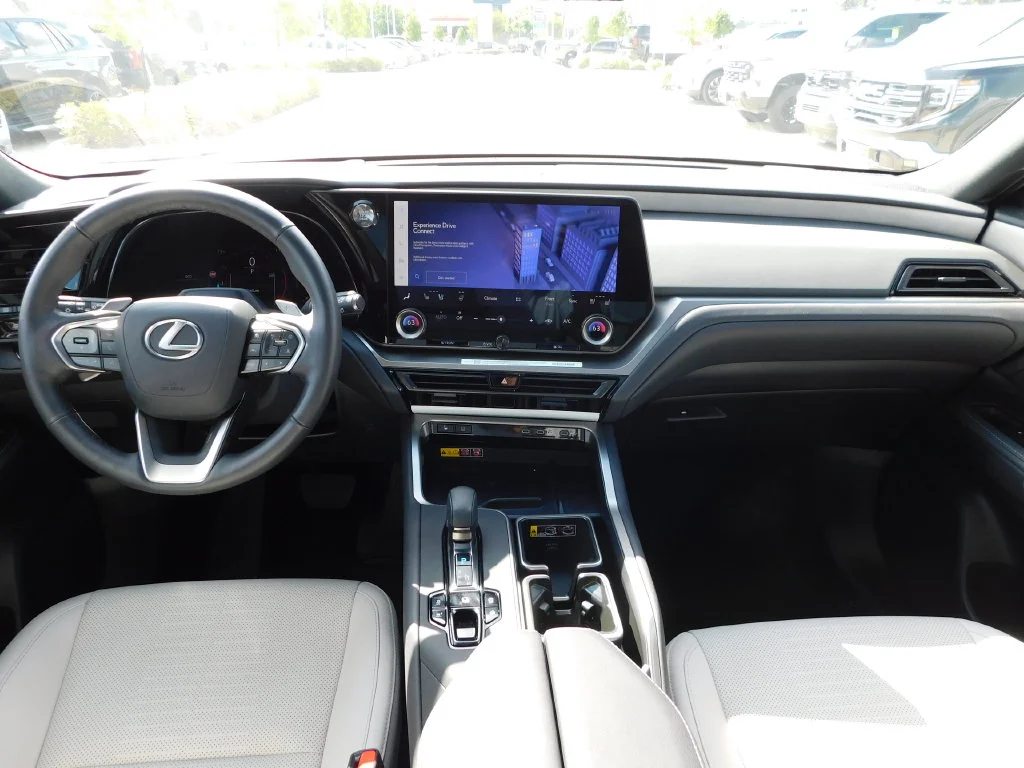 Used 2025 Beige Lexus 350 Premium image 23
