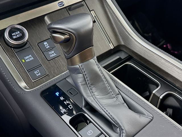 Used 2025 Caviar Lexus 550 Luxury+ image 17