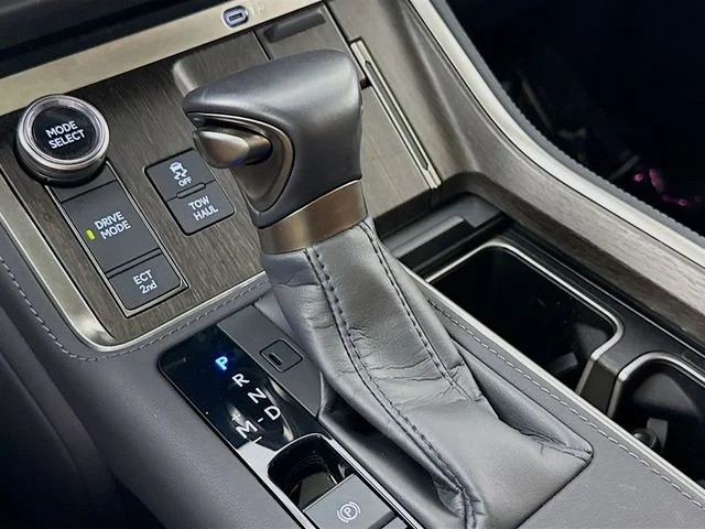 Used 2025 Black Lexus 550 Luxury+ image 17