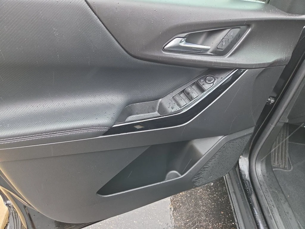 2025 Chevrolet Equinox LT - Photo 27