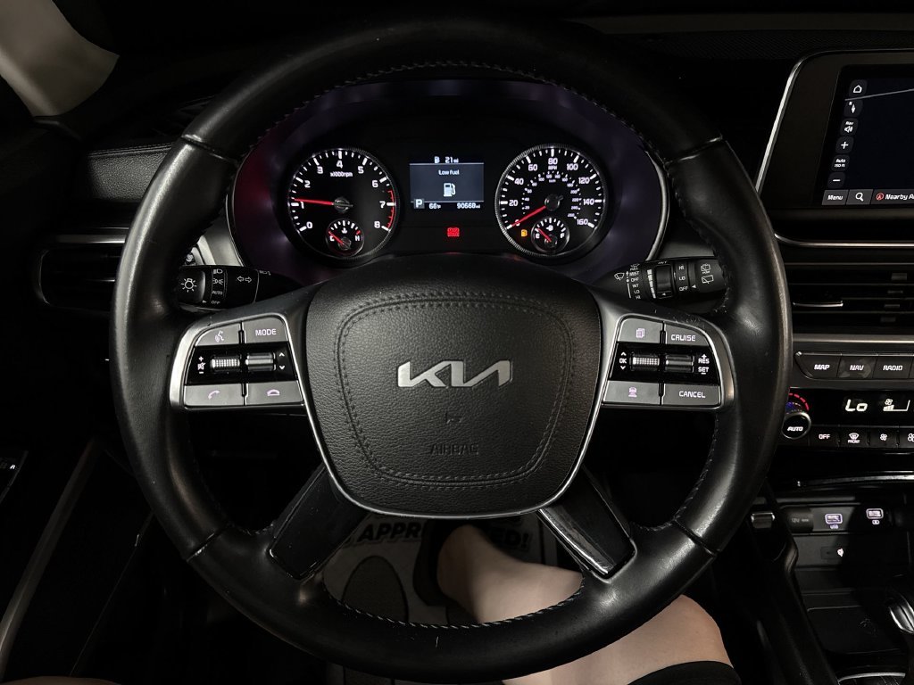 Used 2022 Ebony Black Kia S image 21