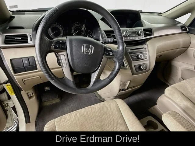 Used 2015 White Honda LX image 7