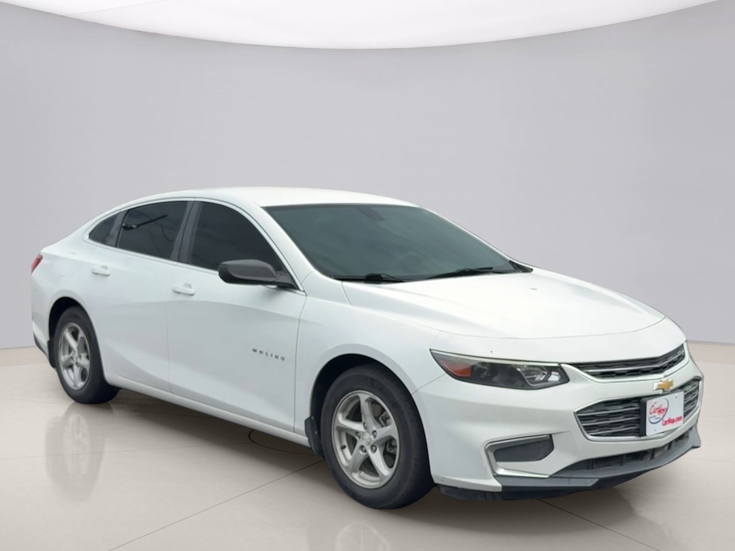 Used 2017 White Chevrolet LS image 7