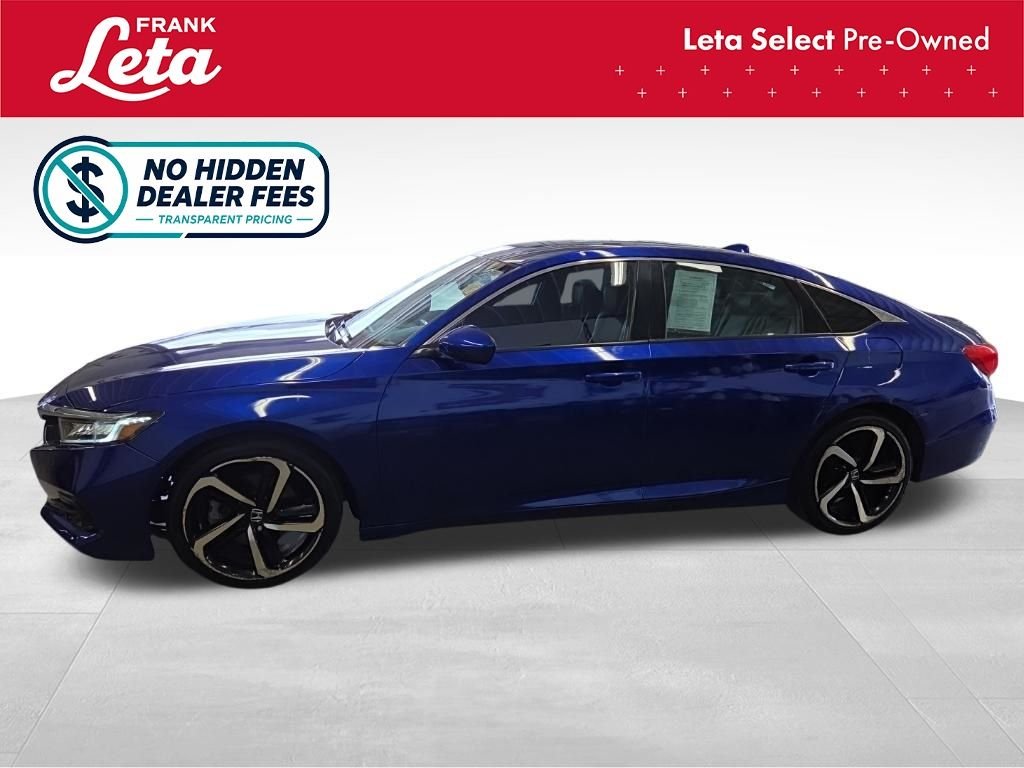 Used 2018 Still Night Pearl Honda  image 3