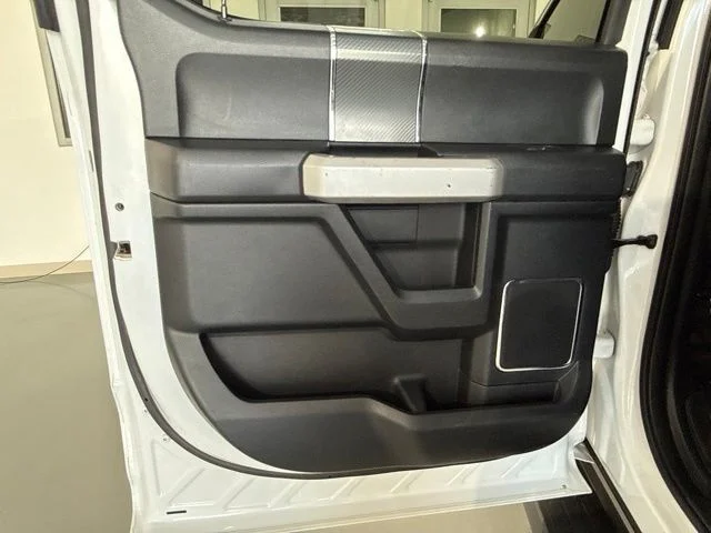 Used 2019 White Ford Lariat image 14