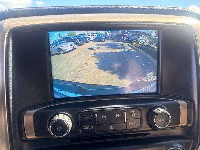 Used 2018 White GMC Denali image 18