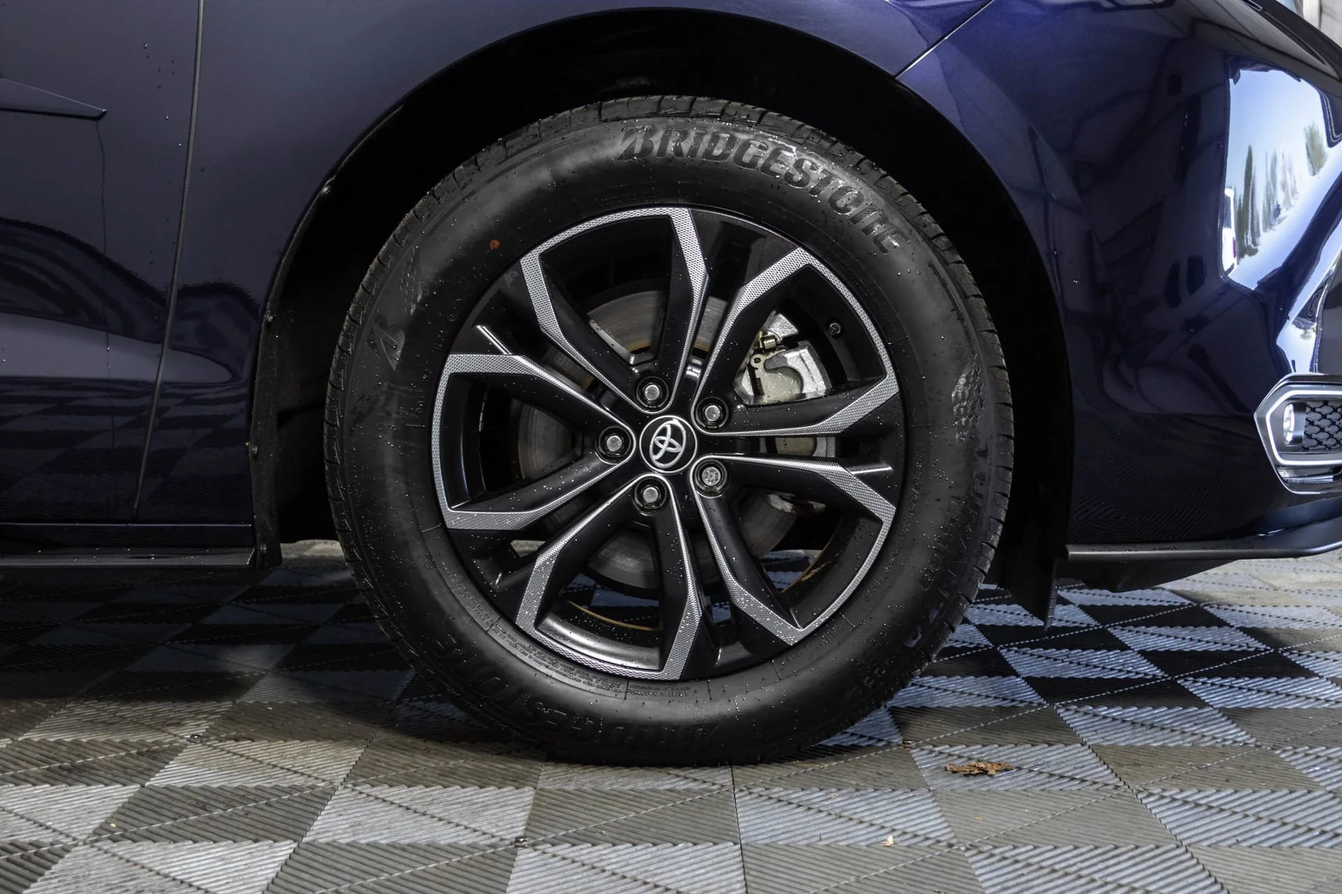 Used 2025 Blue Toyota Platinum image 45