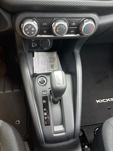 Used 2024 Gray Nissan S image 14