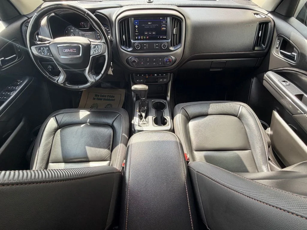 Used 2021 White GMC AT4 w/Leather image 11