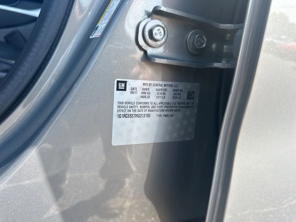 Used 2017 Gray Chevrolet LT image 34