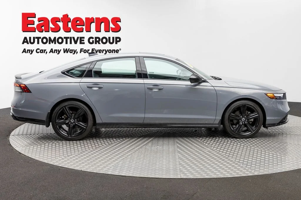 Used 2023 Gray Honda Sport-L image 4