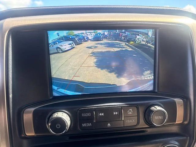 Used 2018 White GMC Denali image 18