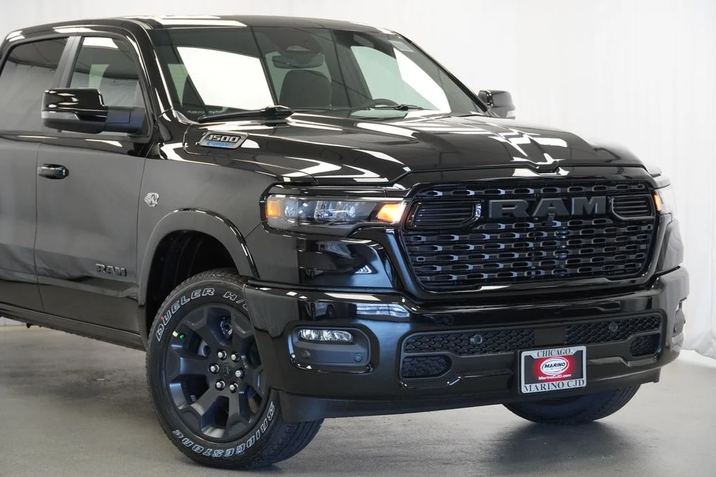 New 2026 Diamond Black Crystal Pearl-Coat Exterior Paint RAM Big Horn/Lone Star image 3