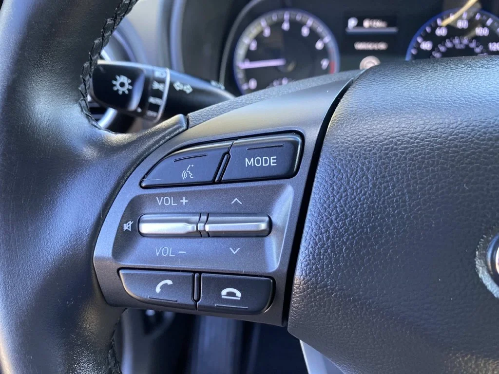 Used 2021 Black Hyundai SEL image 17