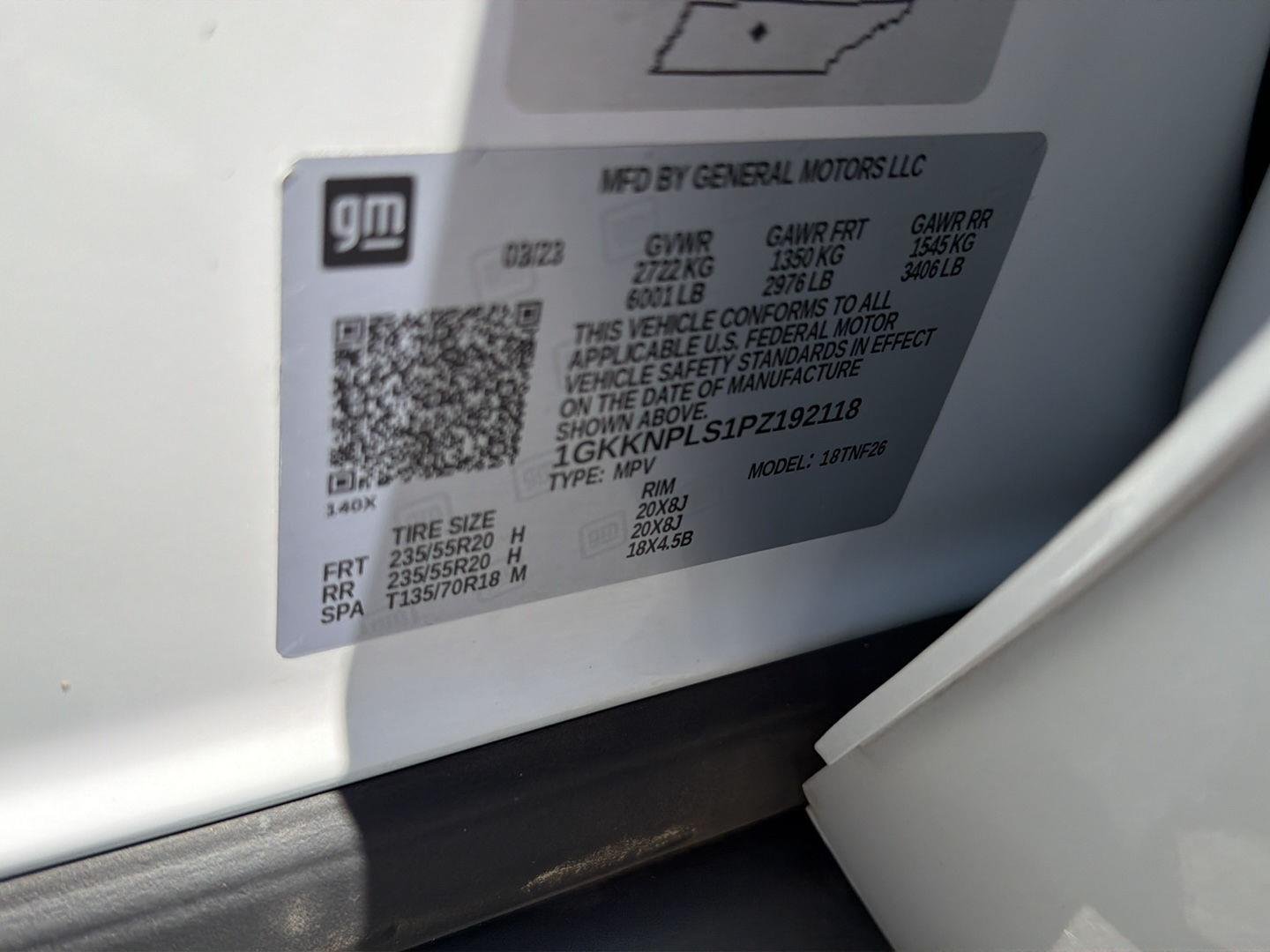 Used 2023 White Frost Tricoat GMC Denali image 45