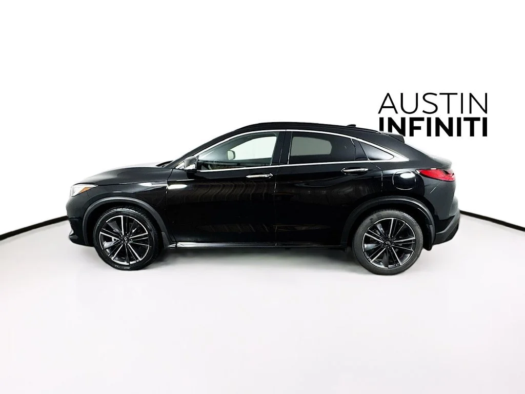 Certified Used 2022 Black INFINITI LUXE image 4