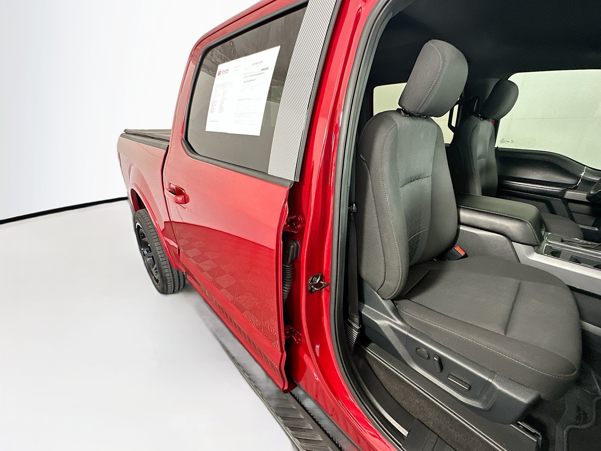 Used 2020 Red Metallic Ford XLT image 27