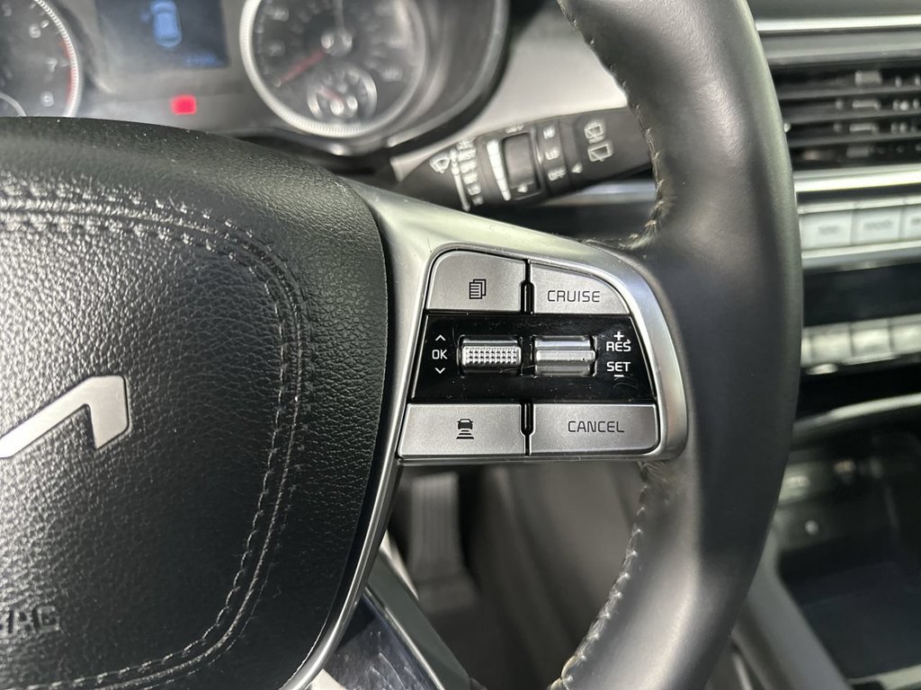 Certified Used 2022 Gray Kia S image 7
