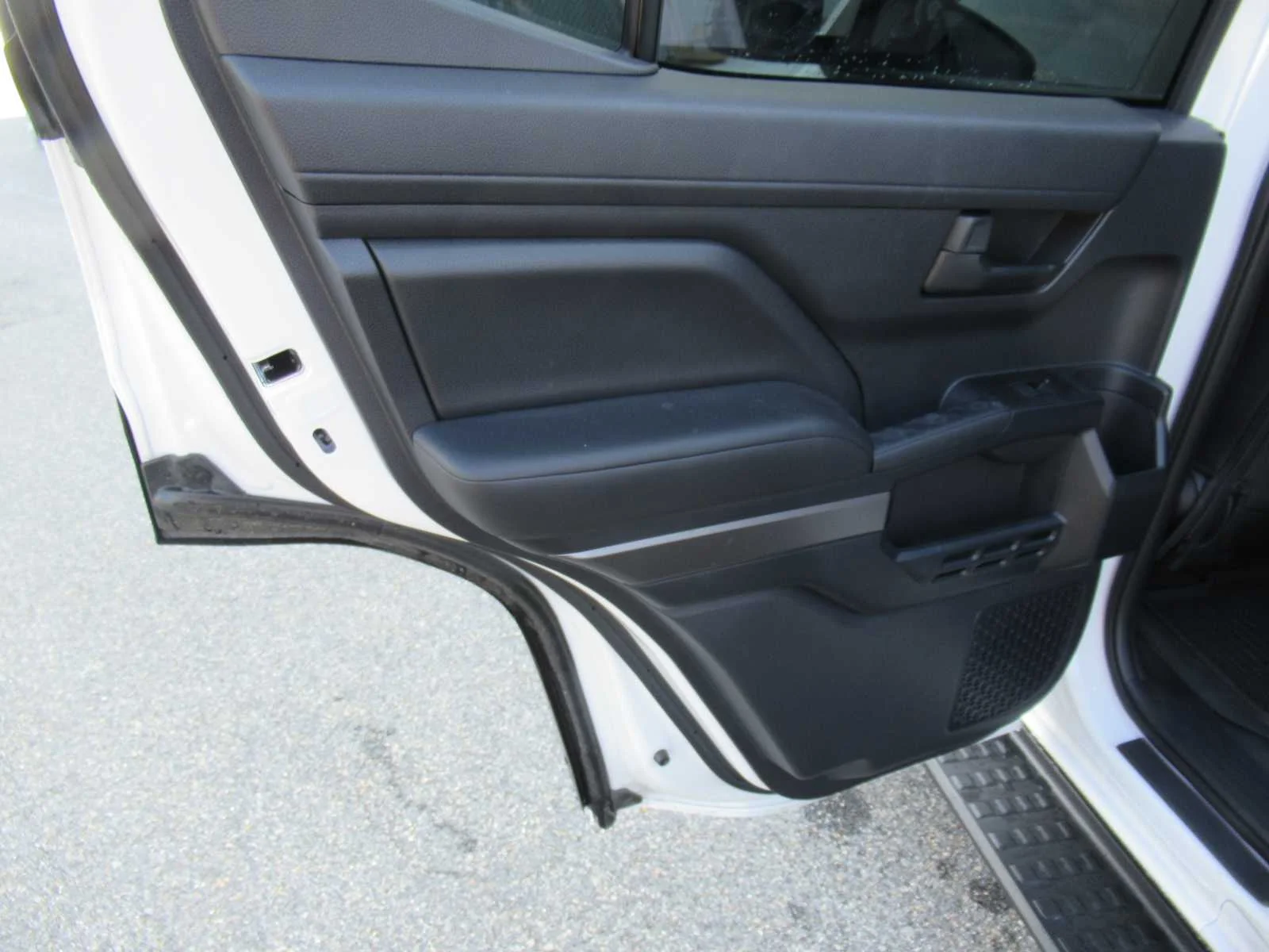 Used 2026 Ice Cap Toyota SR5 image 16