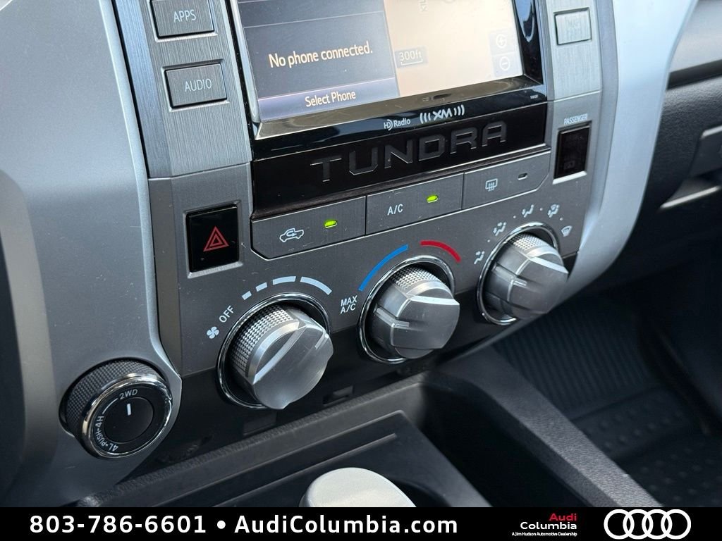 Used 2017 Silver Toyota SR5 image 29